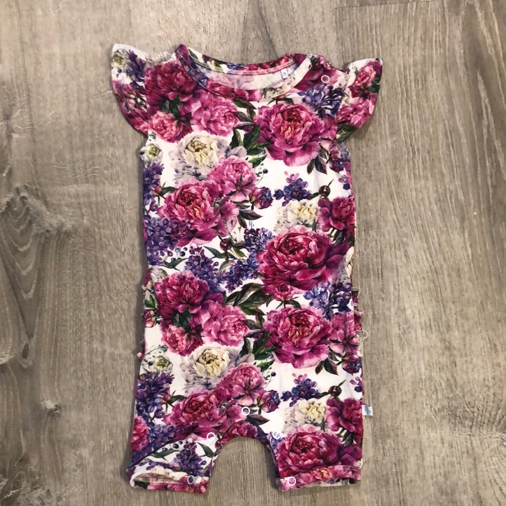 Posh Peanut 9-12 Months Ruffle Butt Romper MONROE